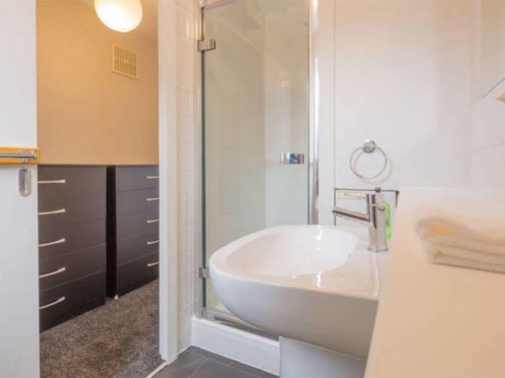 Armitage Way Holiday Apartment - Perfect To Self Isolate CBG Εξωτερικό φωτογραφία