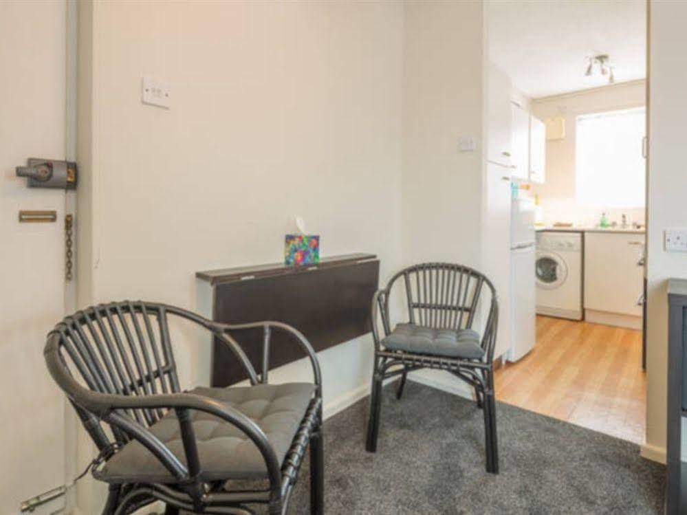 Armitage Way Holiday Apartment - Perfect To Self Isolate CBG Εξωτερικό φωτογραφία