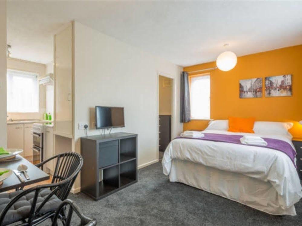 Armitage Way Holiday Apartment - Perfect To Self Isolate CBG Εξωτερικό φωτογραφία